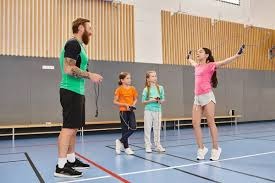 欧会杯｜ 欧战赛史最年轻进球者 16岁努南刷卢卡库纪录